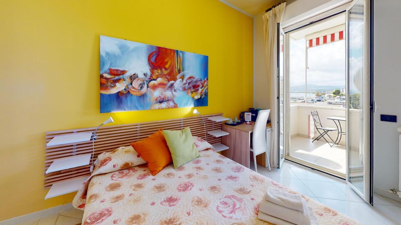 Bed and Breakfast B E B Le Terrazze Sul Mare Catanzaro Exterior foto